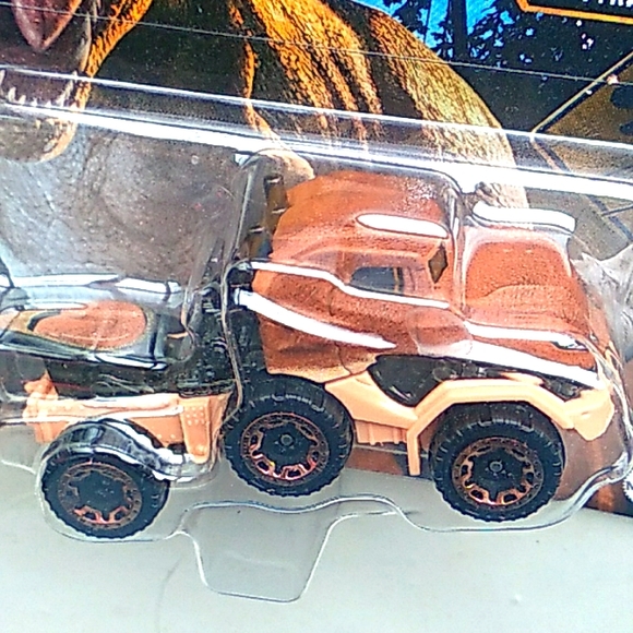Hot Wheels -Jurassic World Dominion- Character Cars #1 of 6 Tyrannosaurus Rex - Picture 3 of 3